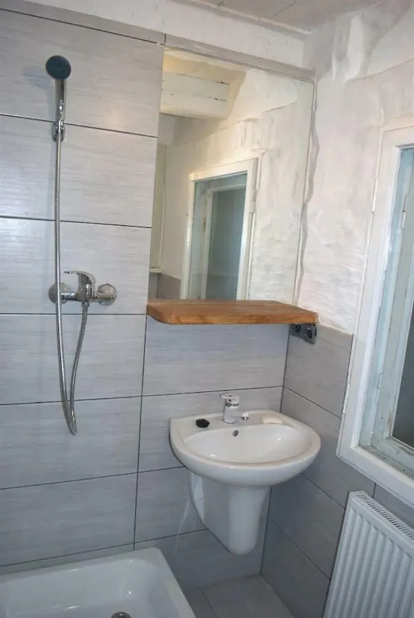 Fajne stylowe studio z aneksem kuchennym Apartament Poznań Polska