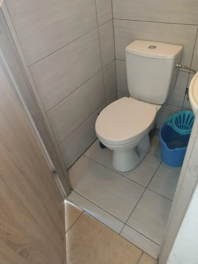 Fajne stylowe studio z aneksem kuchennym Apartament Poznań
